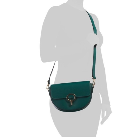 Elegant Green Leather Shoulder Bag - Picture 12 of 12